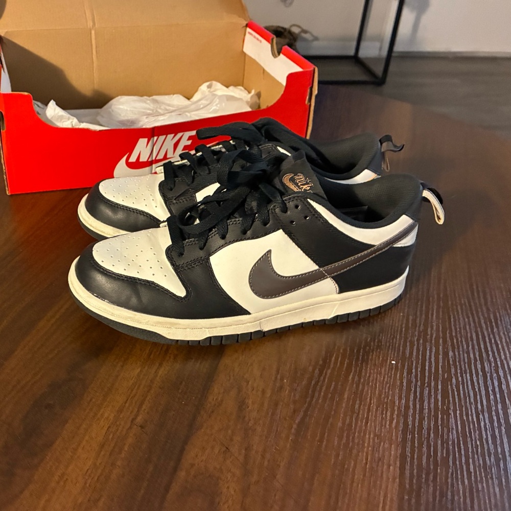 Nike Kids Black and White Sneakers